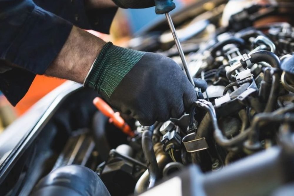 Engine Repair Page HERO